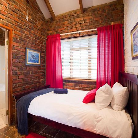 Swallows Nest Country Cottages 스톰스리비에르 객실 사진